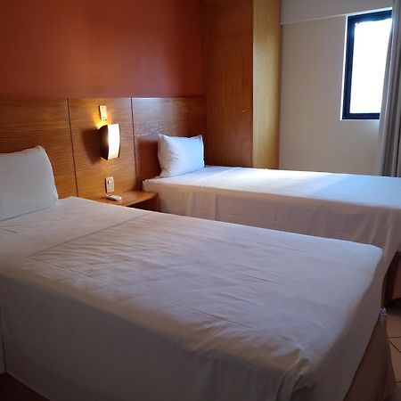 Natal Plaza Suites- Ponta Negra Eksteriør billede