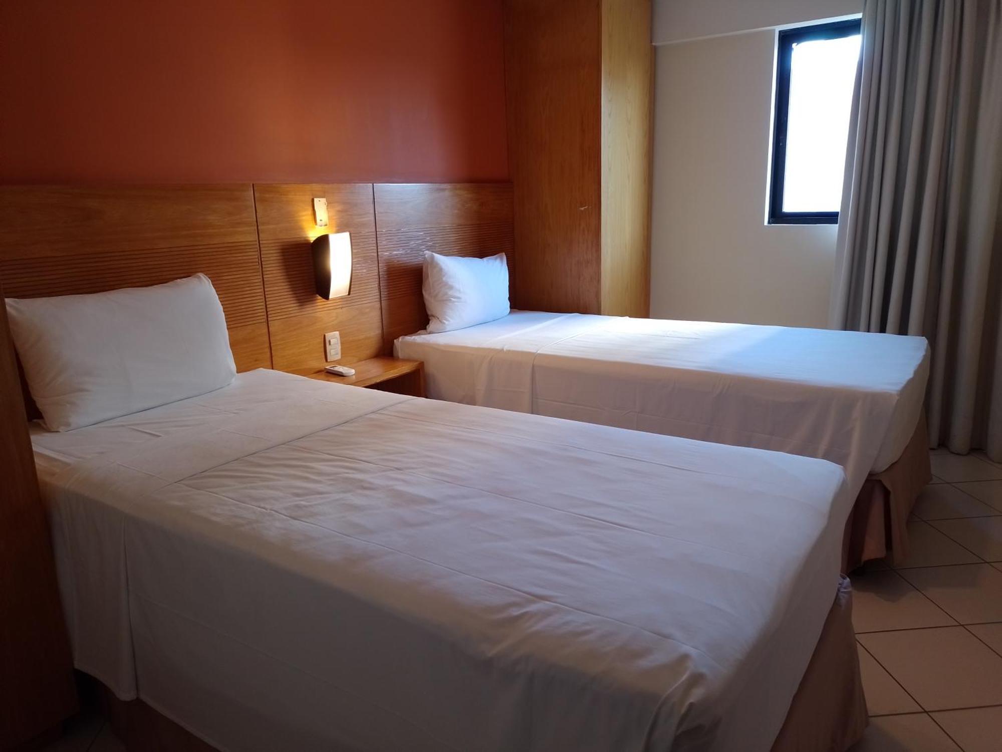 Natal Plaza Suites- Ponta Negra Eksteriør billede