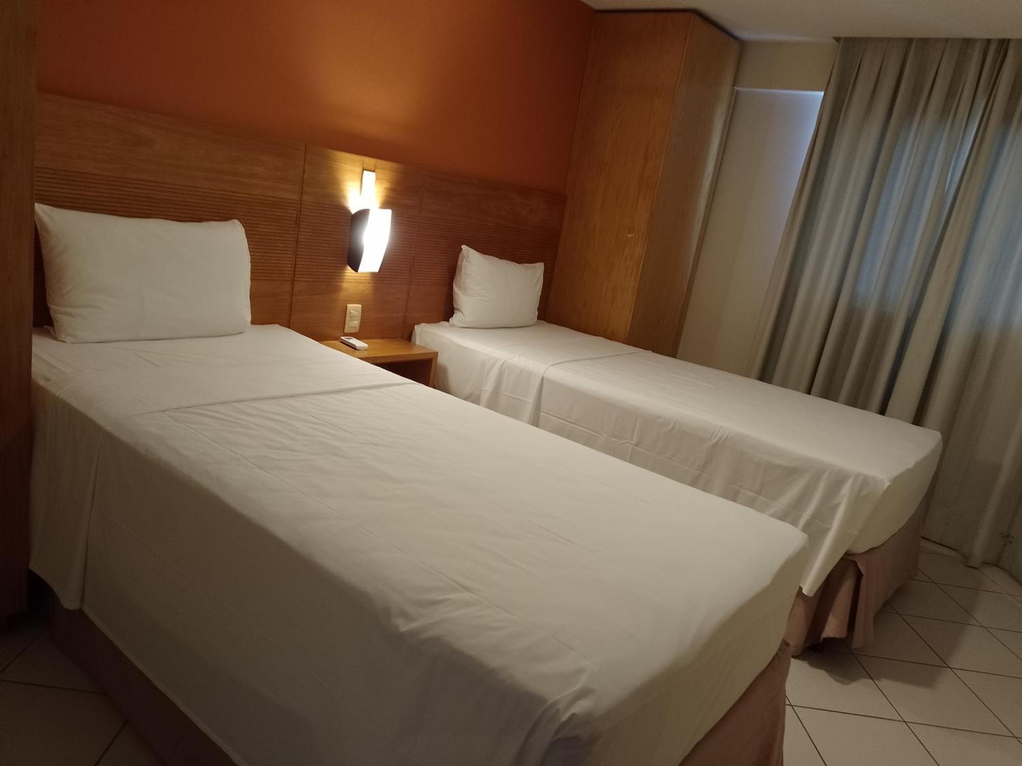 Natal Plaza Suites- Ponta Negra Eksteriør billede