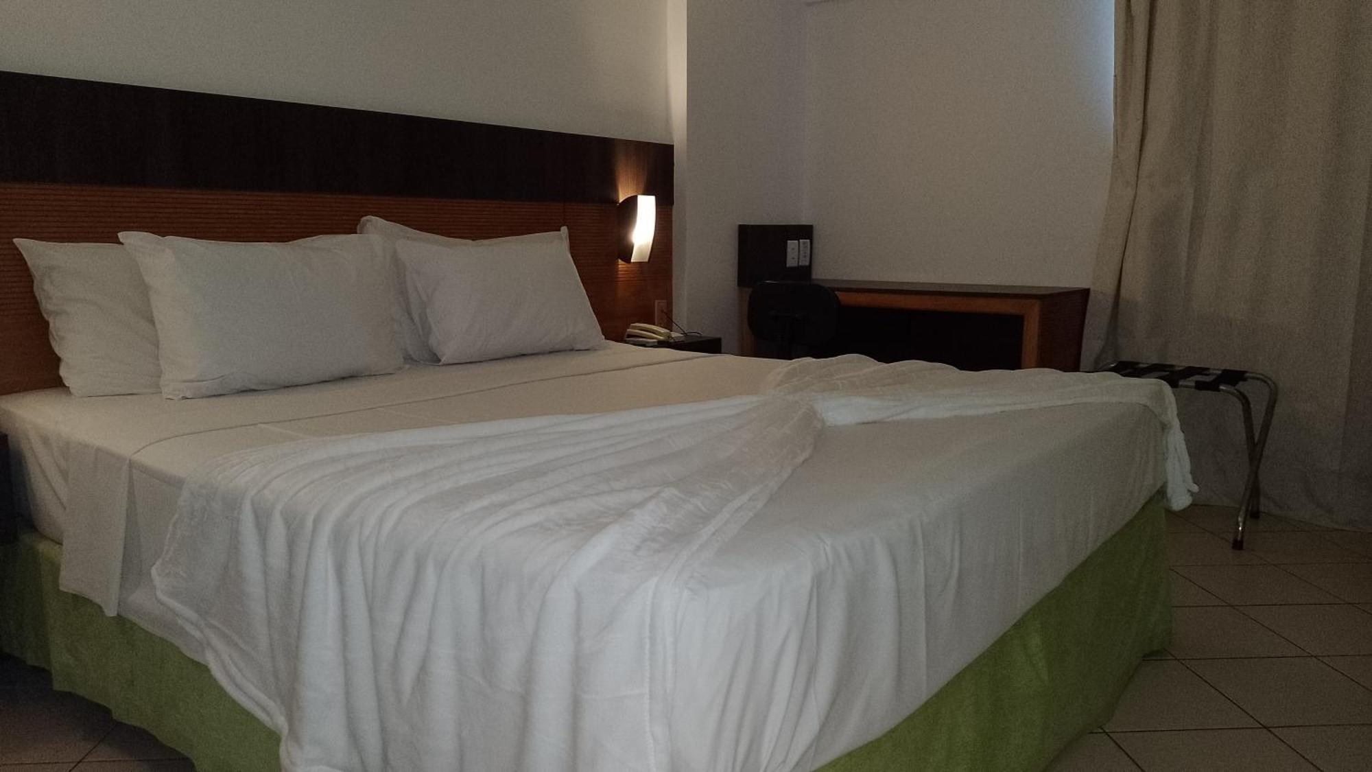 Natal Plaza Suites- Ponta Negra Eksteriør billede