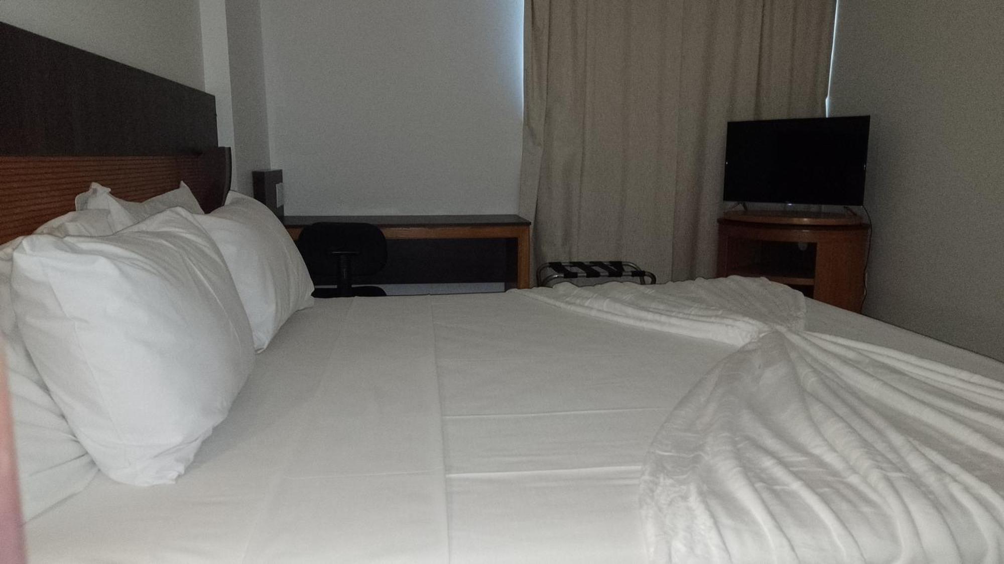 Natal Plaza Suites- Ponta Negra Eksteriør billede